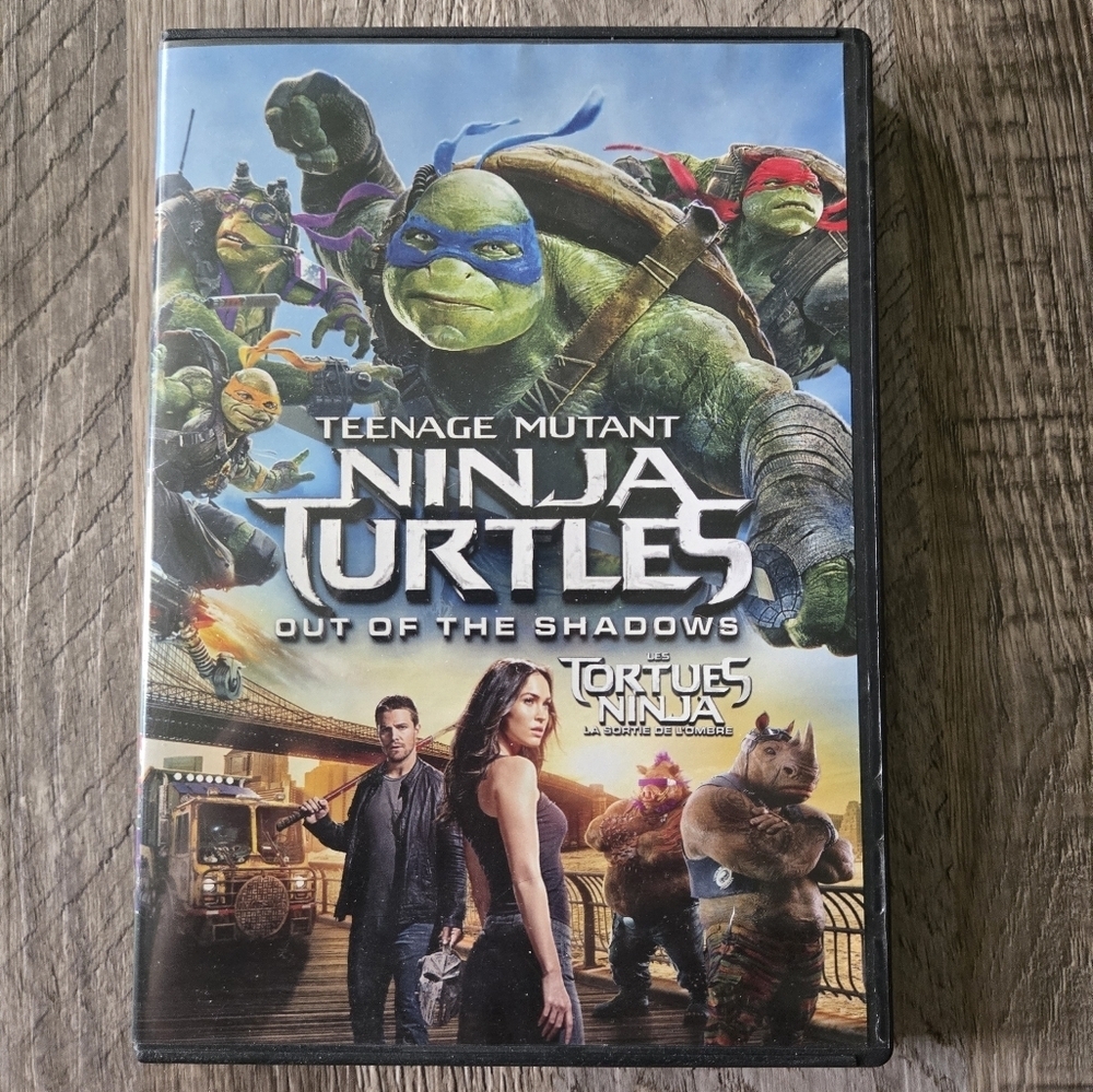 Paramount Teenage Mutant Ninja Turtles Out of‎ the Shadows 2016 Adventure DVD